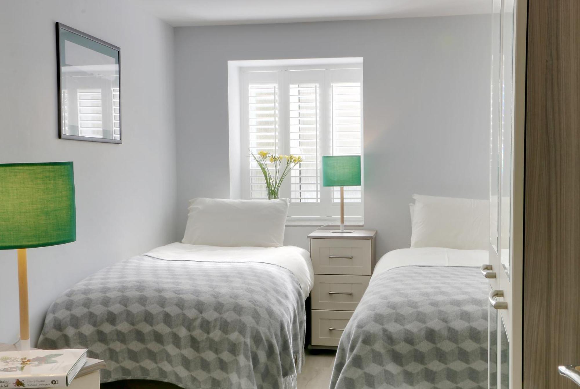Swansea Valley Holiday Cottages Cilybebyll Esterno foto