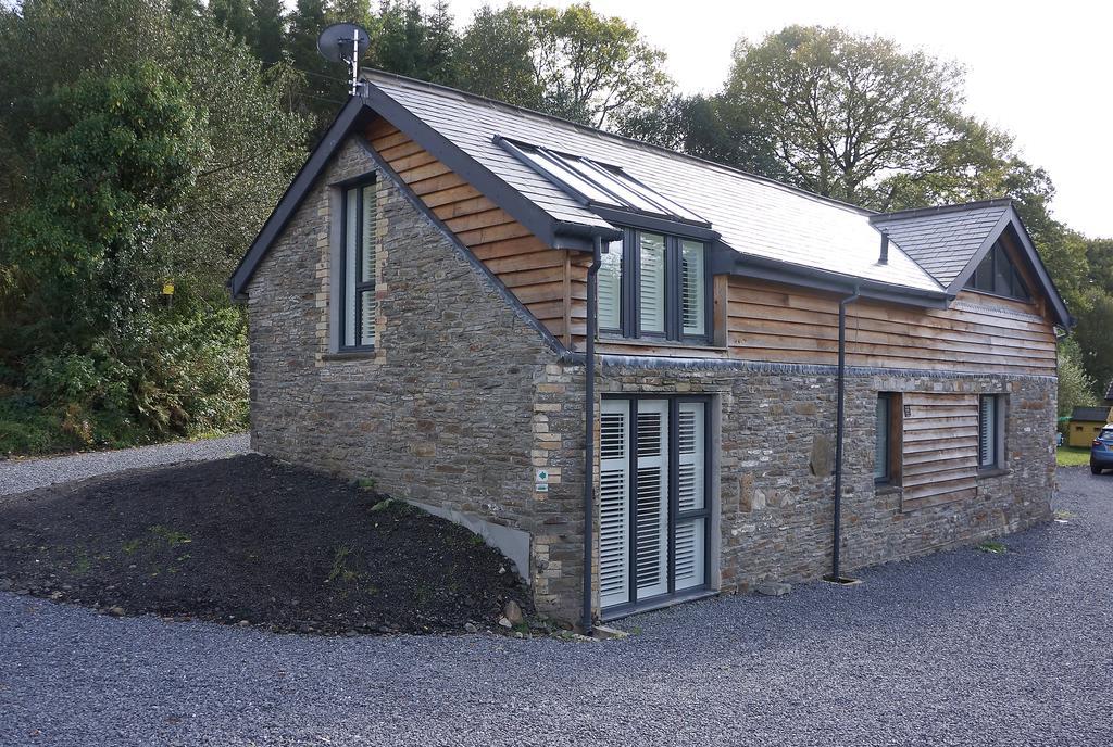 Swansea Valley Holiday Cottages Cilybebyll Esterno foto