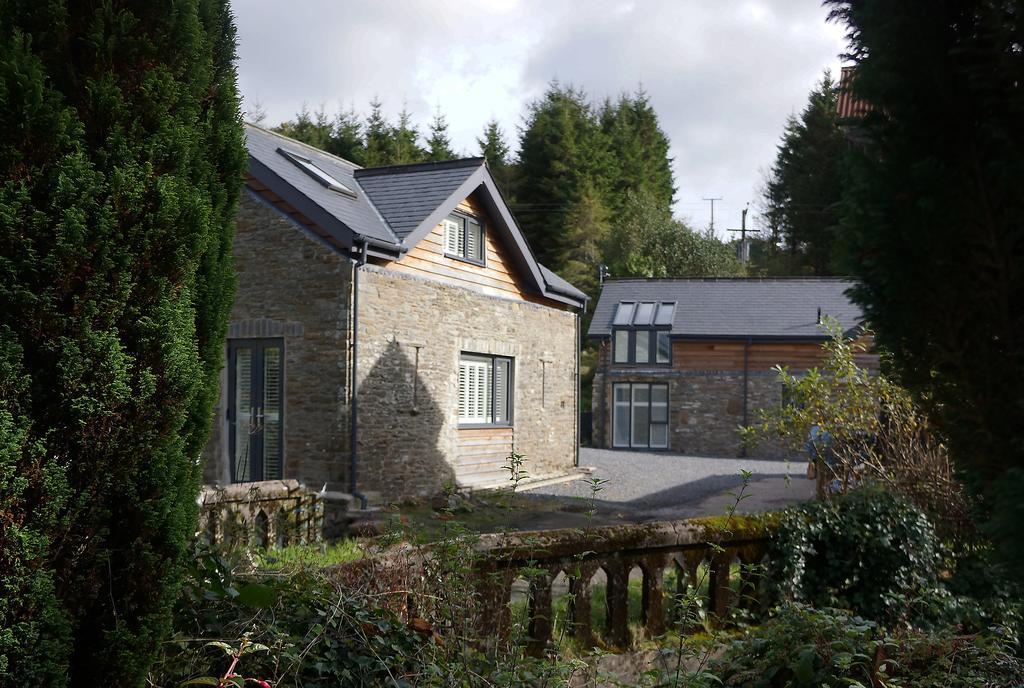 Swansea Valley Holiday Cottages Cilybebyll Esterno foto